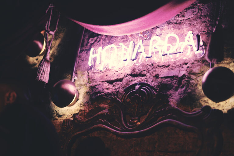 Hovarda Lichtreklame